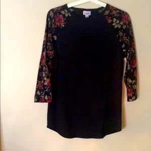 Lularoe randy baseball tee.